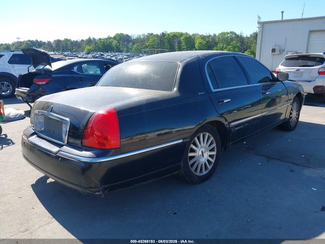 Lincoln Towncar Ultimate