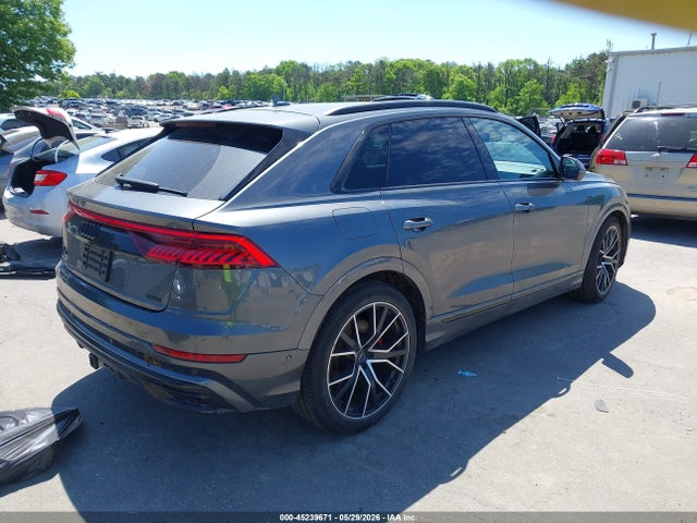 Audi Q8 55 Premium