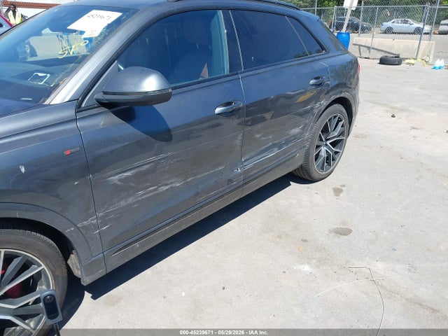Audi Q8 55 Premium