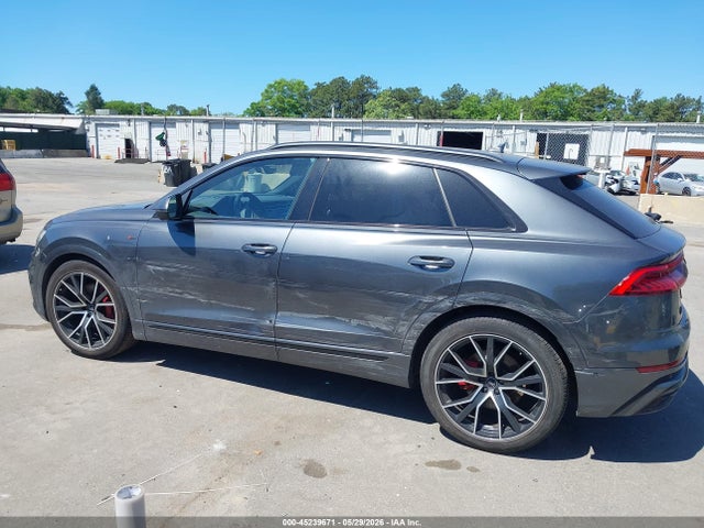 Audi Q8 55 Premium