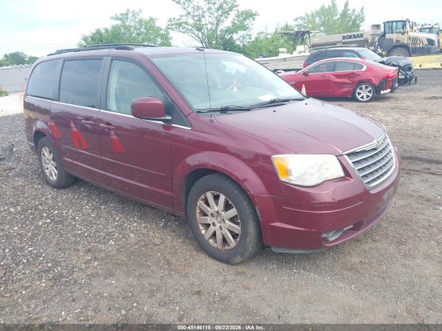 Salvage Chrysler Town & Country Image
