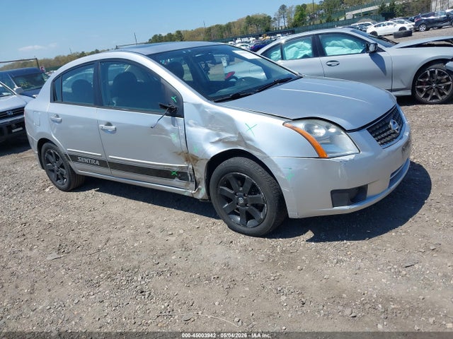Salvage Nissan Sentra Image