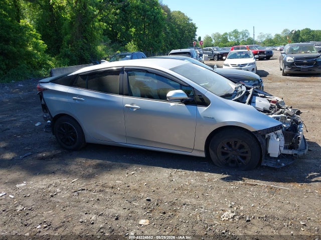 Toyota Prius Two