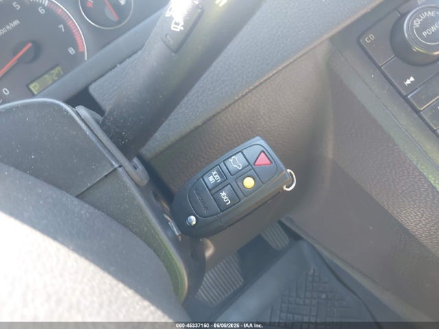 Volvo XC90 T6
