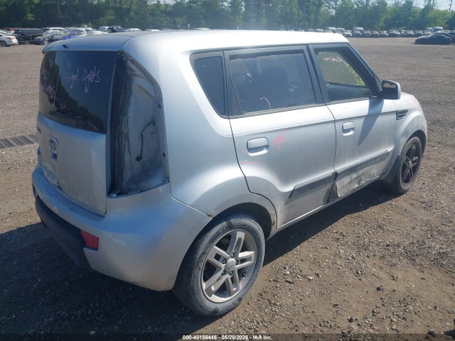 Kia Soul +