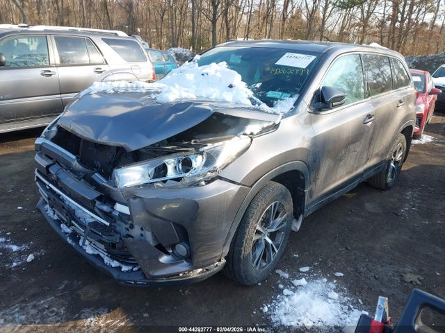 Toyota Highlander Le Plus