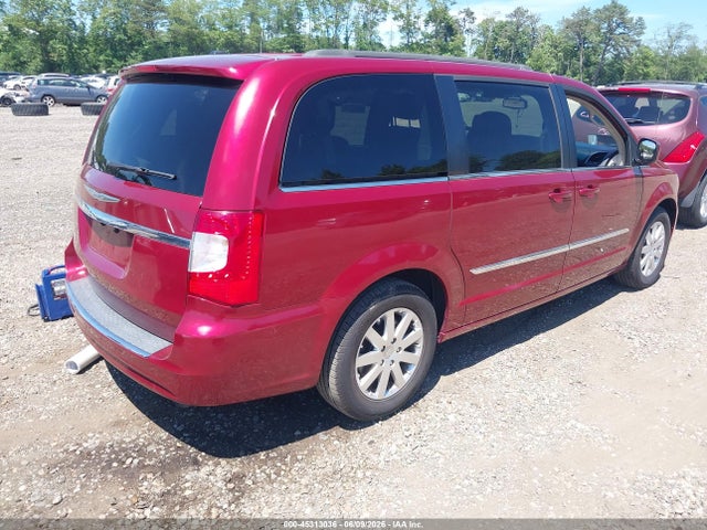 Chrysler Town & Country Touring
