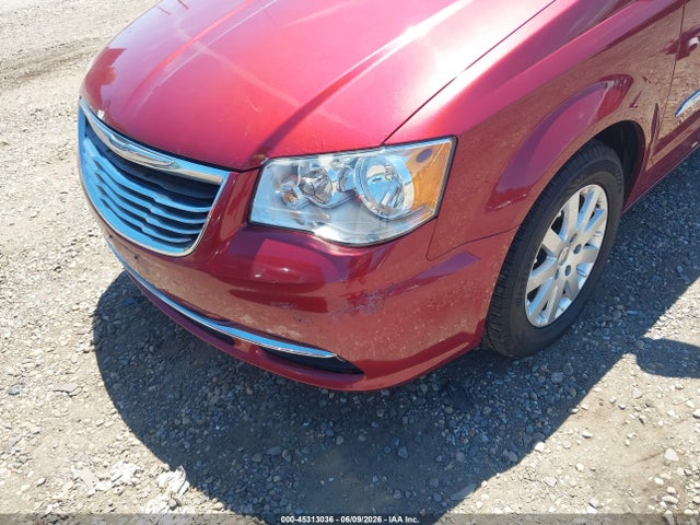 Chrysler Town & Country Touring