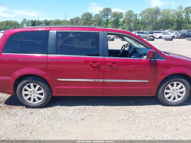 Chrysler Town & Country Touring