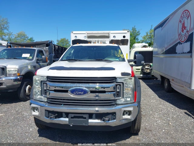 Ford F-550 Xlt