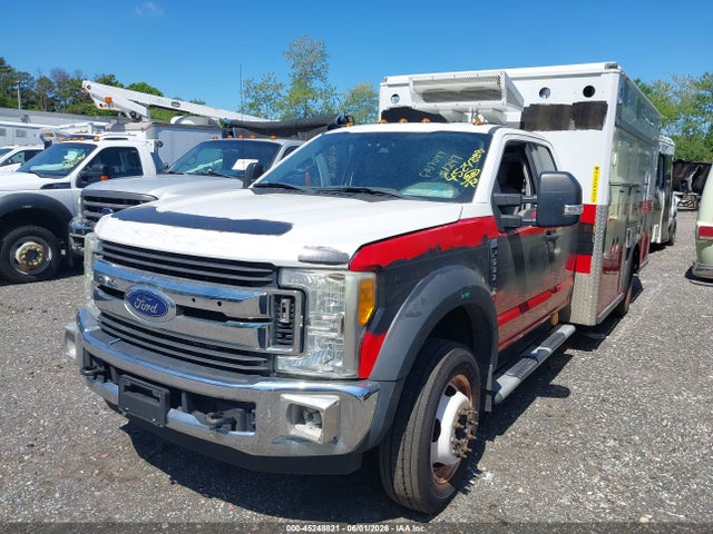 Ford F-550 Xlt