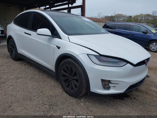 Salvage Tesla Model X Image