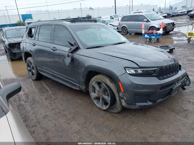 Salvage Jeep Grand Cherokee Image