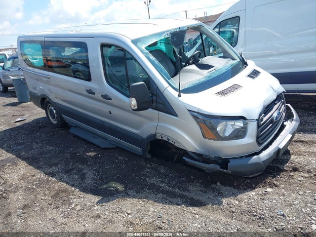 Salvage Ford Transit Image