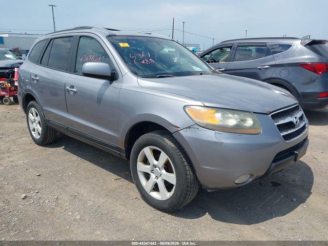Salvage Hyundai SANTA FE Image