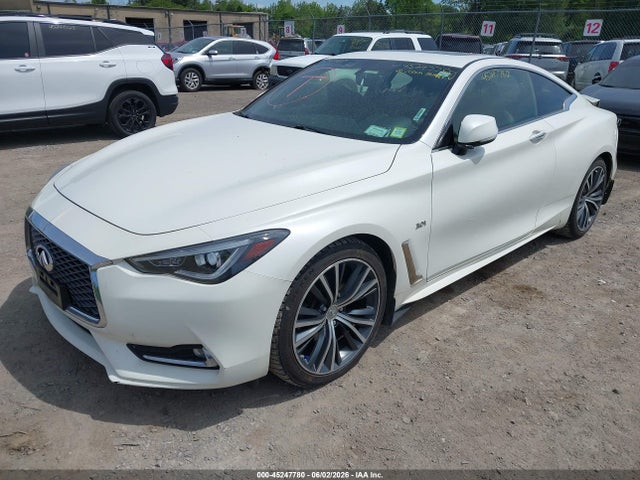 INFINITI Q60 3.0t Luxe