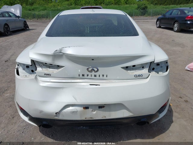 INFINITI Q60 3.0t Luxe