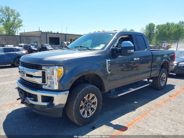 Ford F-250 Xlt