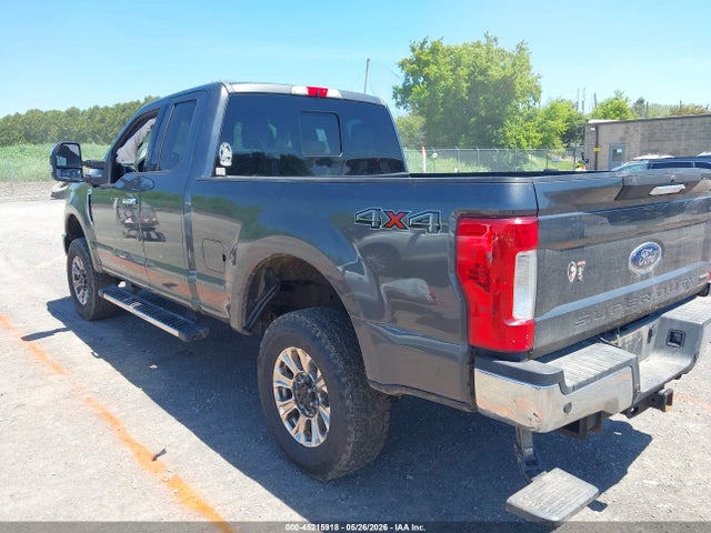 Ford F-250 Xlt