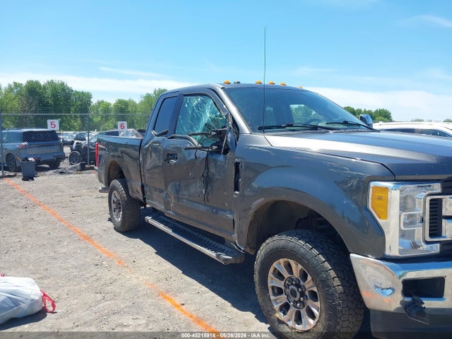 Ford F-250 Xlt
