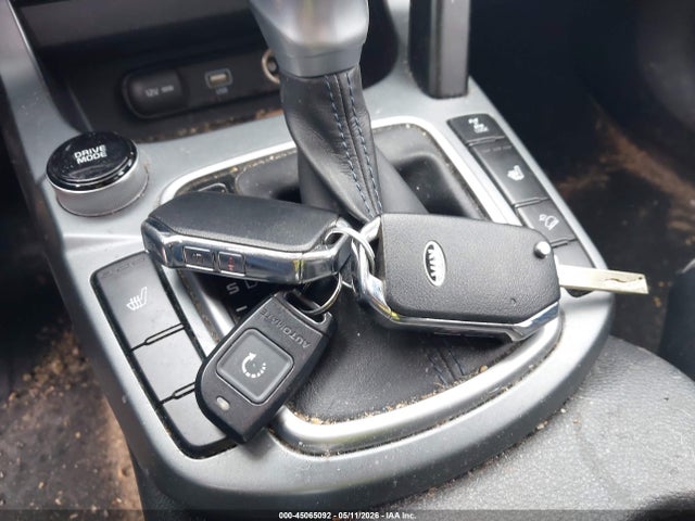 Kia Seltos S