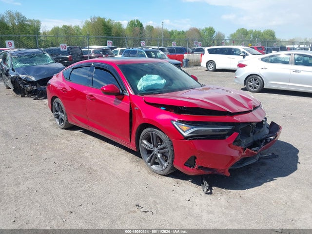 Salvage Acura Integra Image