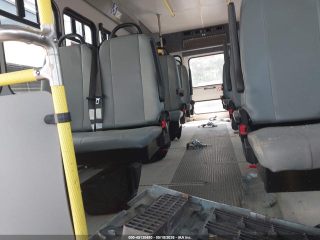 Ford E-450