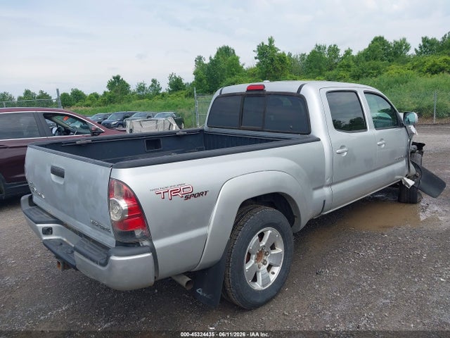 Toyota Tacoma Base V6
