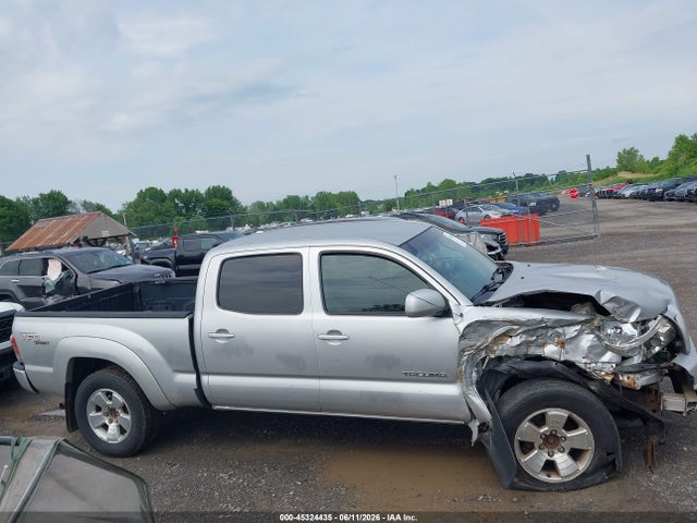Toyota Tacoma Base V6