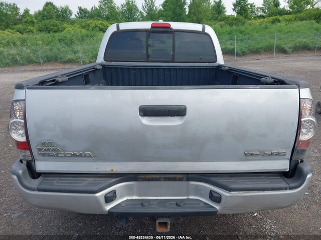 Toyota Tacoma Base V6