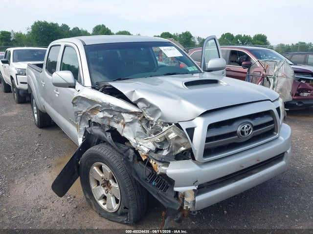 Toyota Tacoma Base V6