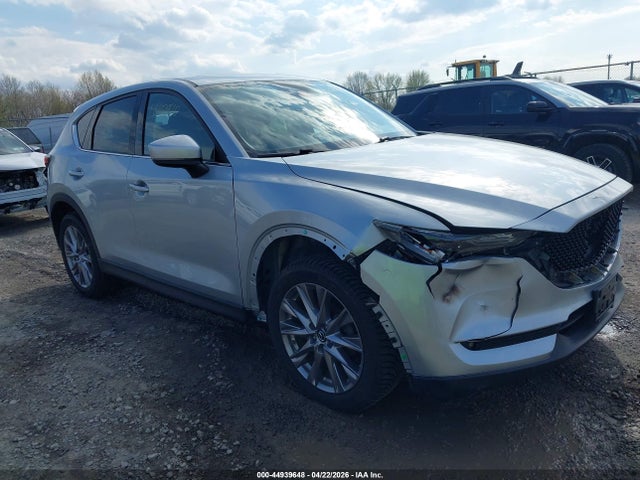 Salvage Mazda Cx Image