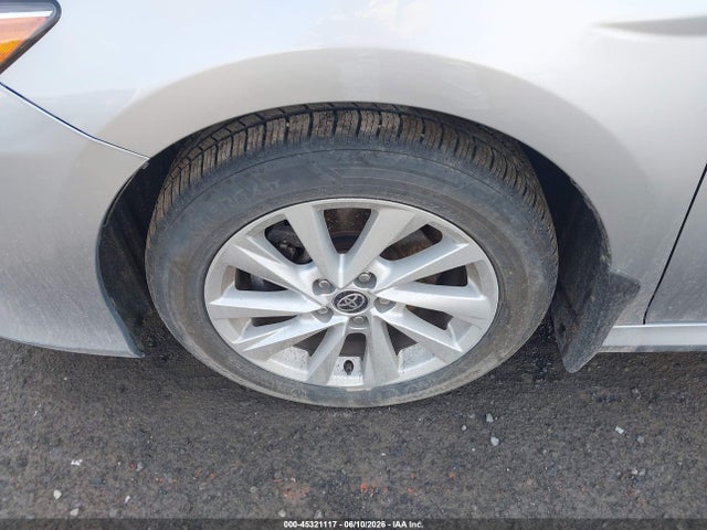Toyota Camry Le Awd