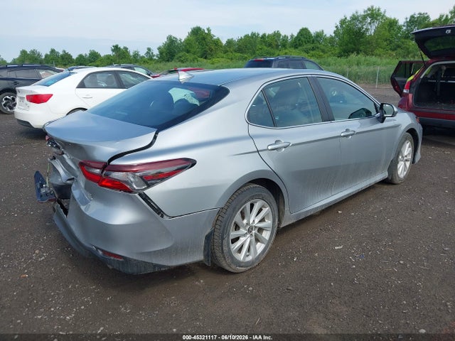 Toyota Camry Le Awd