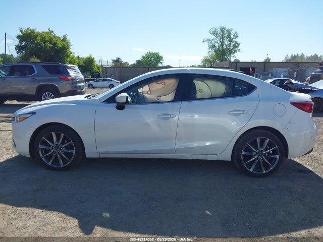 Mazda Mazda3 Touring