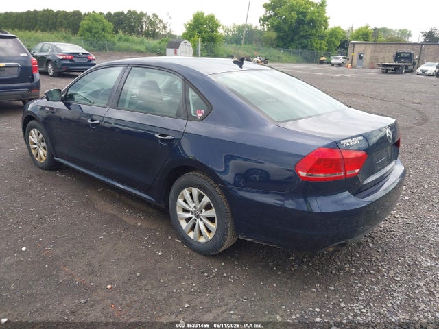 Volkswagen Passat 1.8t Wolfsburg Edition