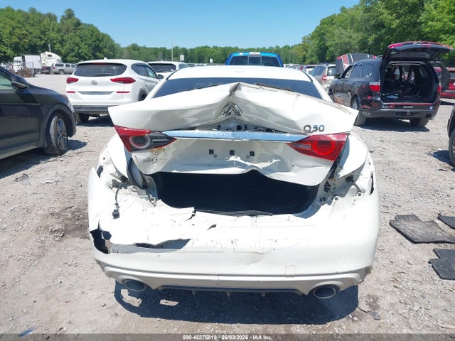INFINITI Q50 3.0t Luxe