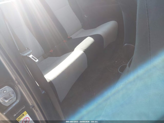 Toyota Yaris L