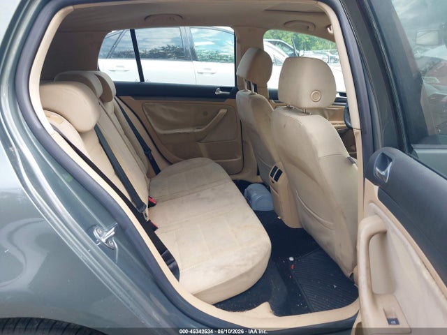 Volkswagen Rabbit 4-door