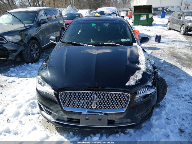 Lincoln MKZ Reserve