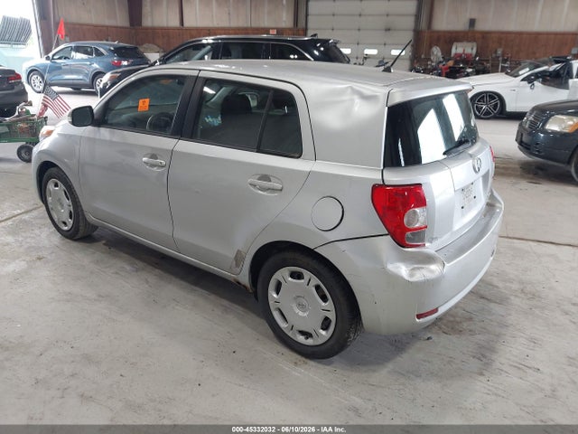 Scion xD