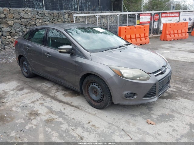 Salvage Ford Focus Image