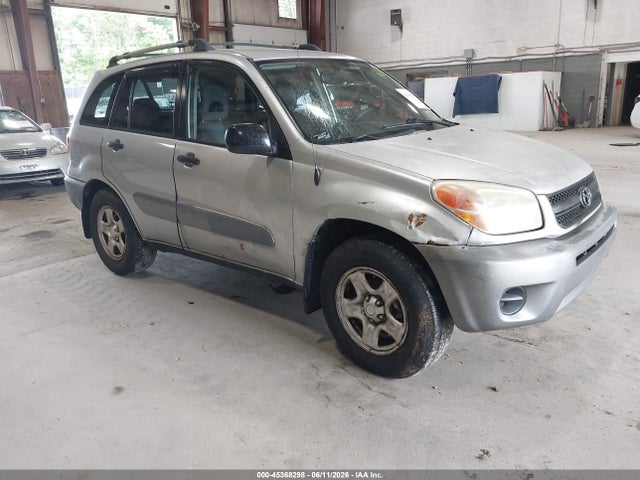 Salvage Toyota RAV4 Image