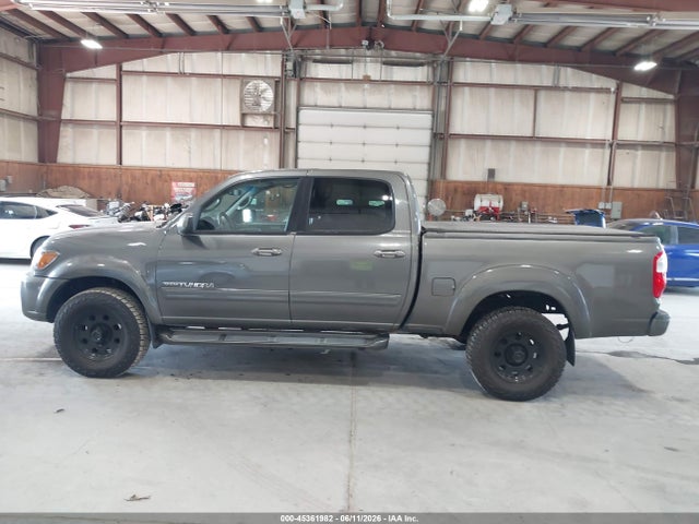 Toyota Tundra Limited V8