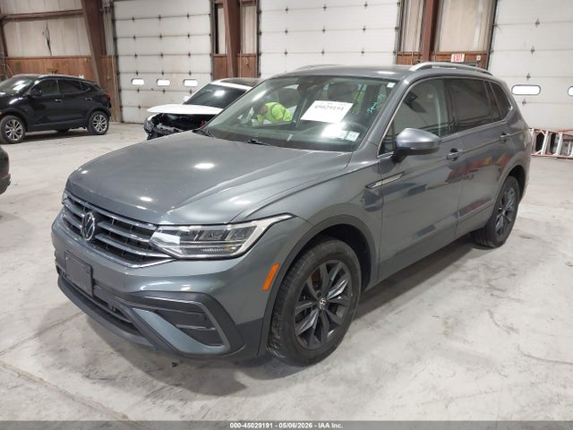 Volkswagen Tiguan 2.0t Se