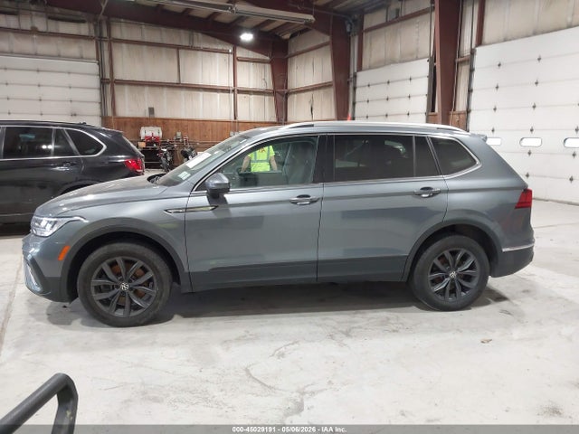 Volkswagen Tiguan 2.0t Se