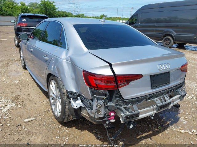 Audi A4 45 Premium