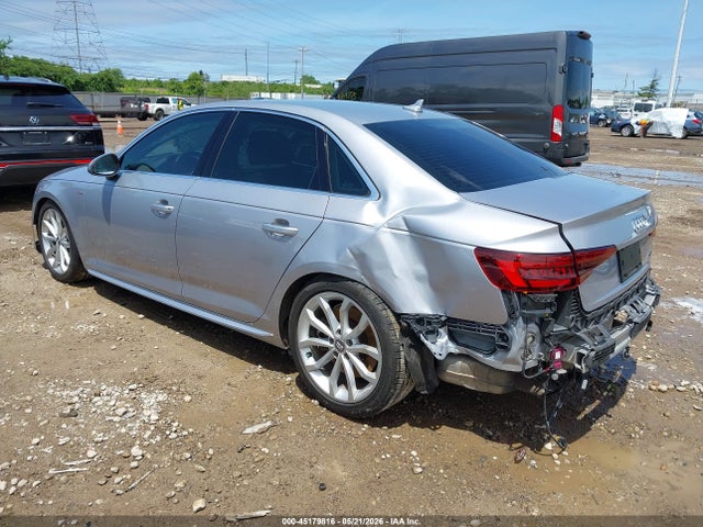 Audi A4 45 Premium