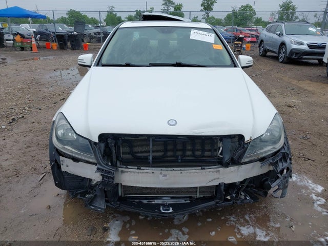 Mercedes-Benz C-Class Sport 4matic
