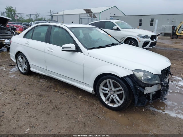 Salvage Mercedes-Benz C-Class Image